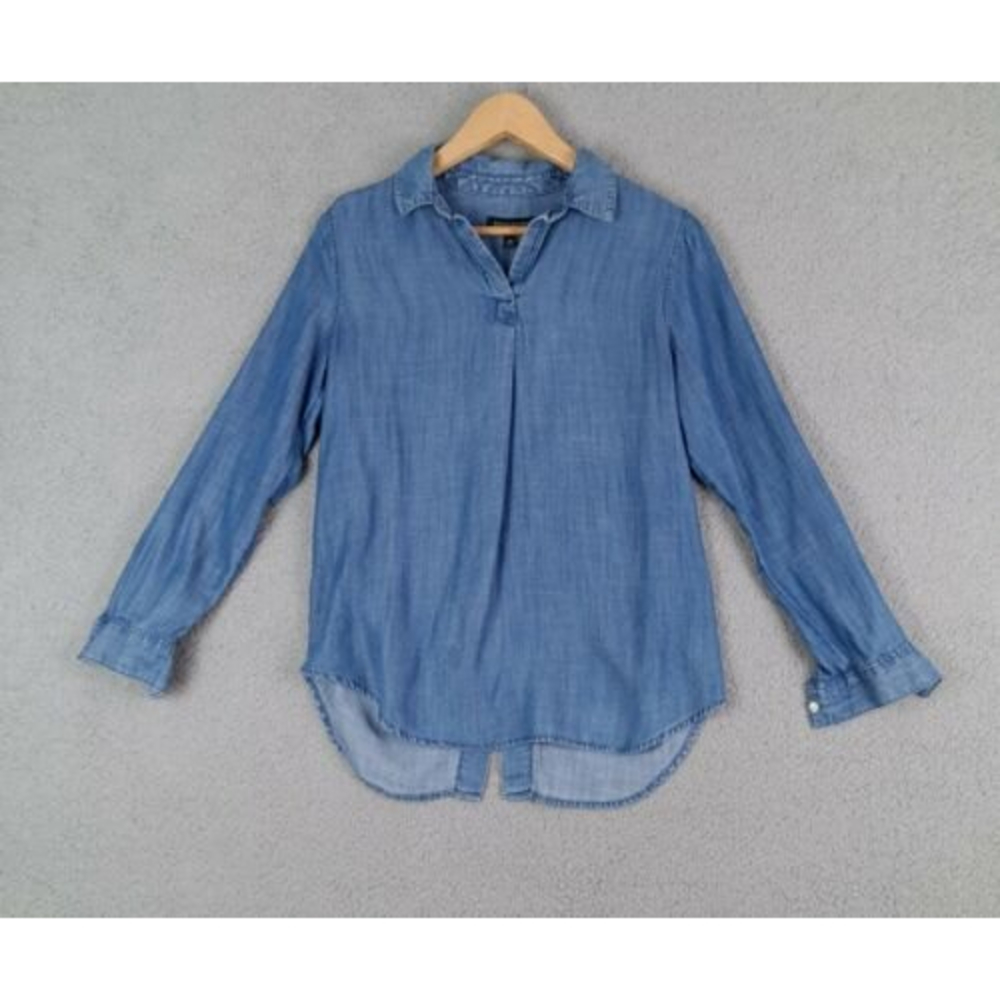Banana Republic Boyfriend Fit Sz XS Women's Shirt Soft Chambray Top Back Buttons